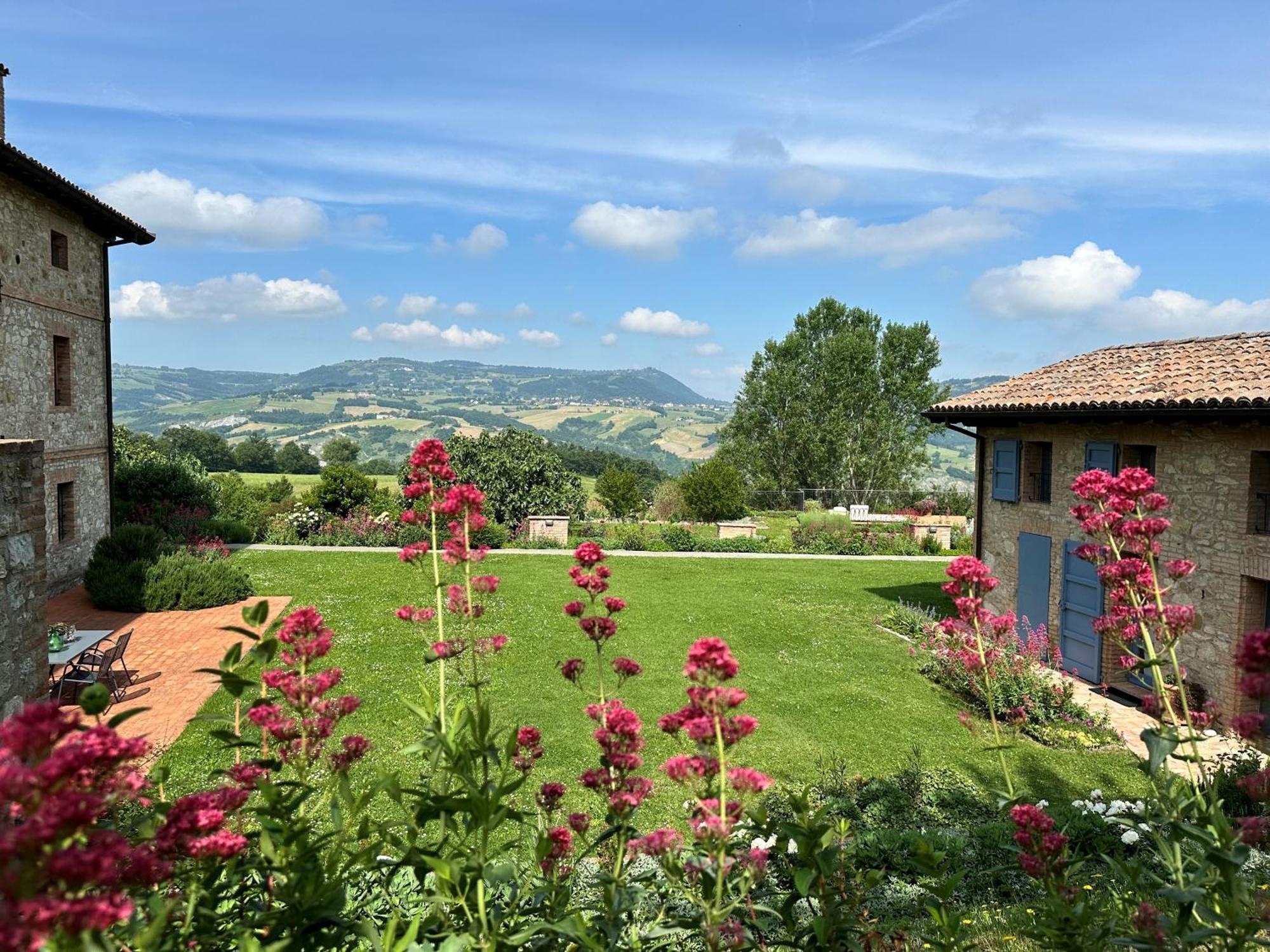 Agriturismo Podere Prasiano Marano sul Panaro Exterior photo